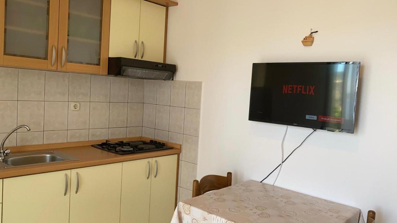 The Ana Apartments Komiža Dış mekan fotoğraf