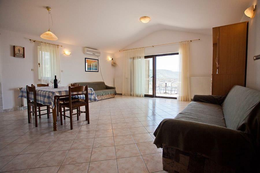 The Ana Apartments Komiža Dış mekan fotoğraf